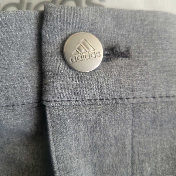 Adidas Men’s Chino Pants Lightweight Golf Polyester Elastane Gray Sz 34x32 - Picture 3 of 5